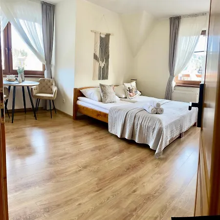 Na Skarpie Homestay szállás *