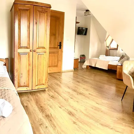 منزل للإقامة Na Skarpie